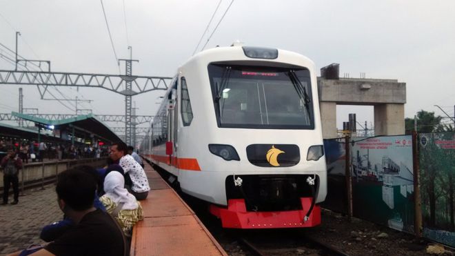 _99425013_railink_airport_train_jakarta